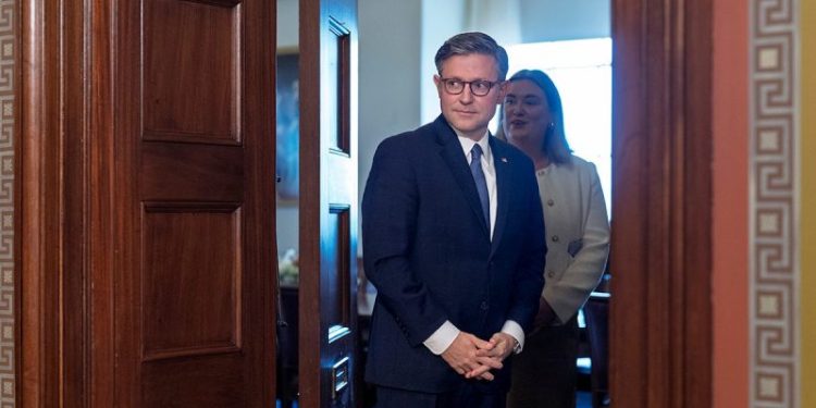 Johnson turns up shutdown pressure on Democrats as GOP unease grows