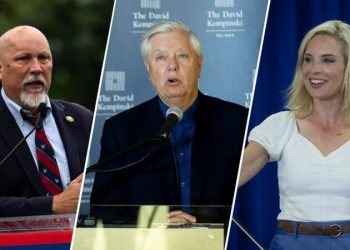 More lawmakers say they’re rejecting paychecks as government shutdown drags on